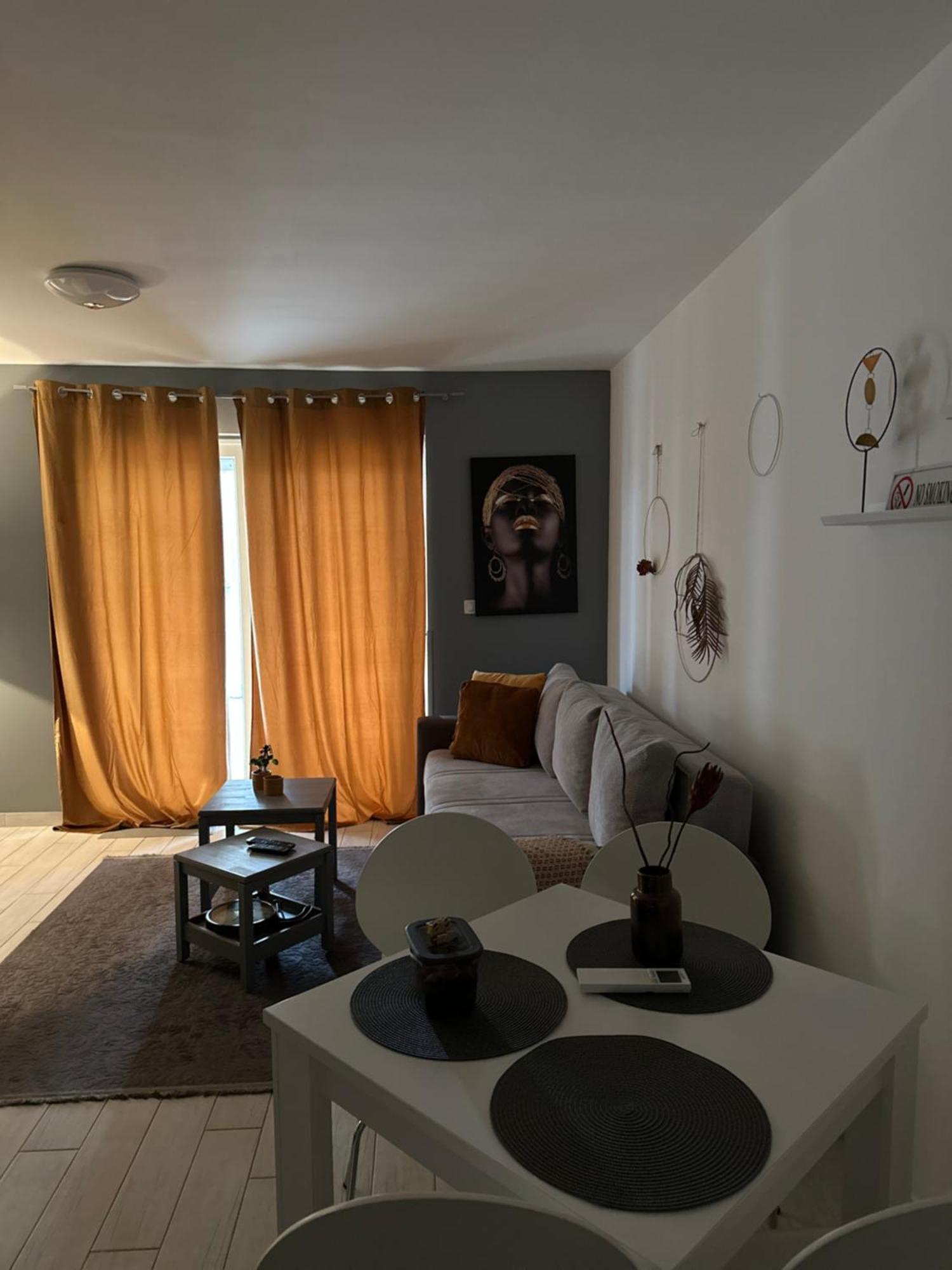 Apartman Magnolija 우마그 외부 사진